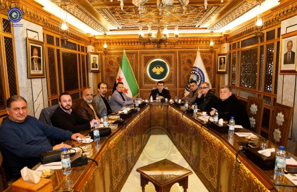 برئاسة الطباع وطرابلسي: لجنة الصناعات النسيجية تطالب بخفض ضرائب الدخل ودعم تكاليف الطاقة.