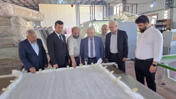 رئيس غرفة صناعة حلب يبحث سبل تطوير وتنظيم المناطق الصناعية في إعزاز