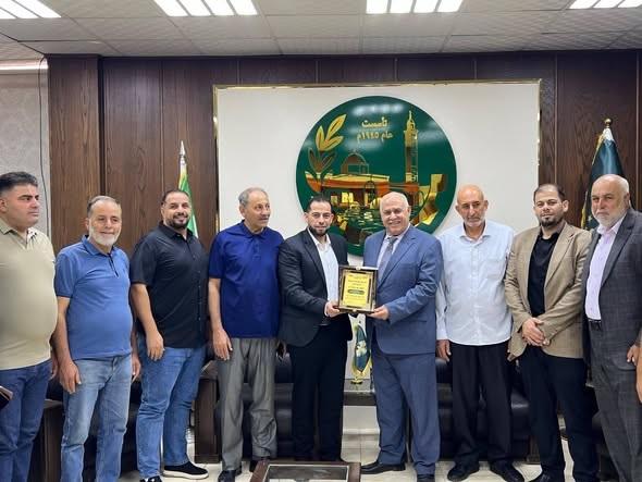 رئيس وأعضاء مجلس إدارة الغرفة يبحثون أوجه التعاون مع مستثمرين أردنيين